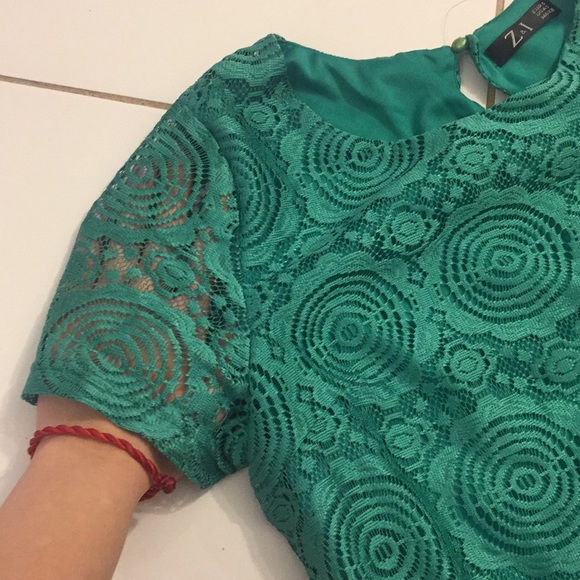 *BOGO 50%*Z&I Green lace dress - Picture 4 of 5